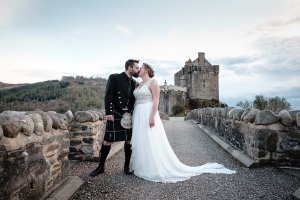 A kiss on the bridge